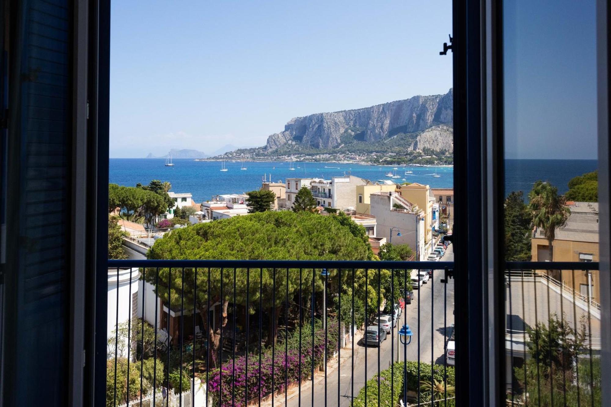 Mondello Glam Hotel & Terrace Екстериор снимка