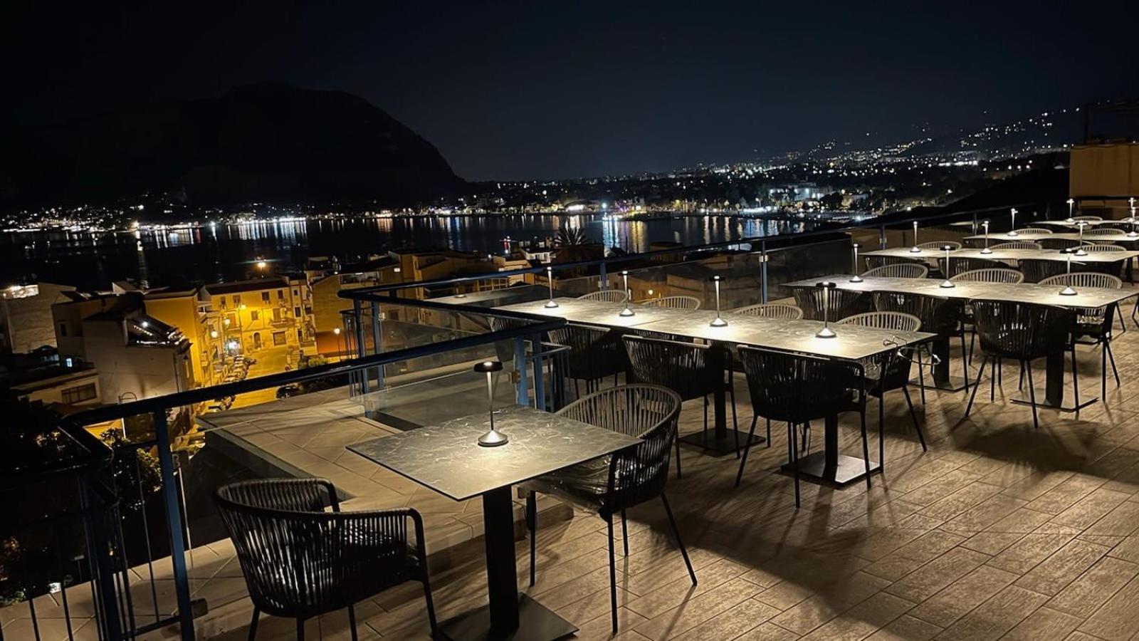 Mondello Glam Hotel & Terrace Екстериор снимка