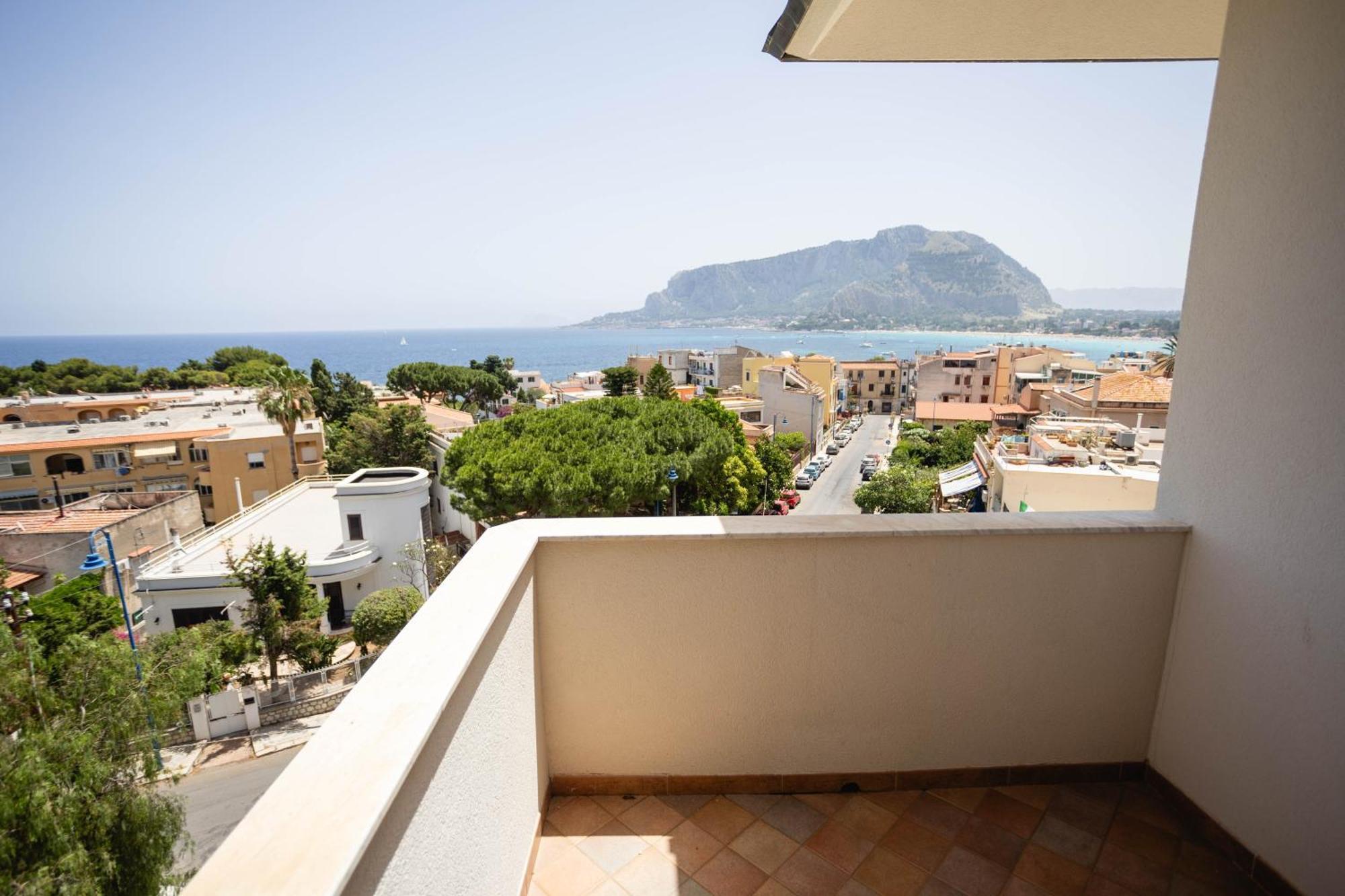 Mondello Glam Hotel & Terrace Екстериор снимка